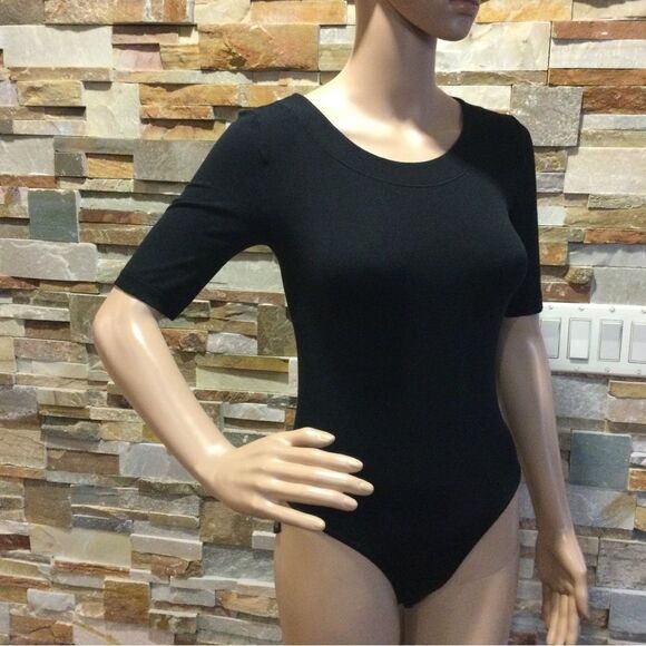 WOLFORD Black Opaque Natural Bahamas Short Sleeve Bodysuit - Picture 2 of 9